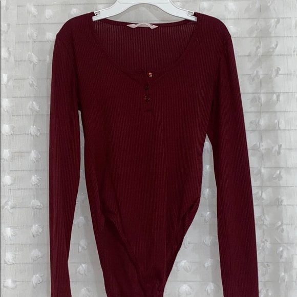 Maroon Bodysuit with button detailing - Picture 1 of 4